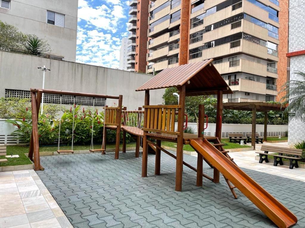 גוארויה Lindo Apartamento A 50 Metros Da Praia מראה חיצוני תמונה