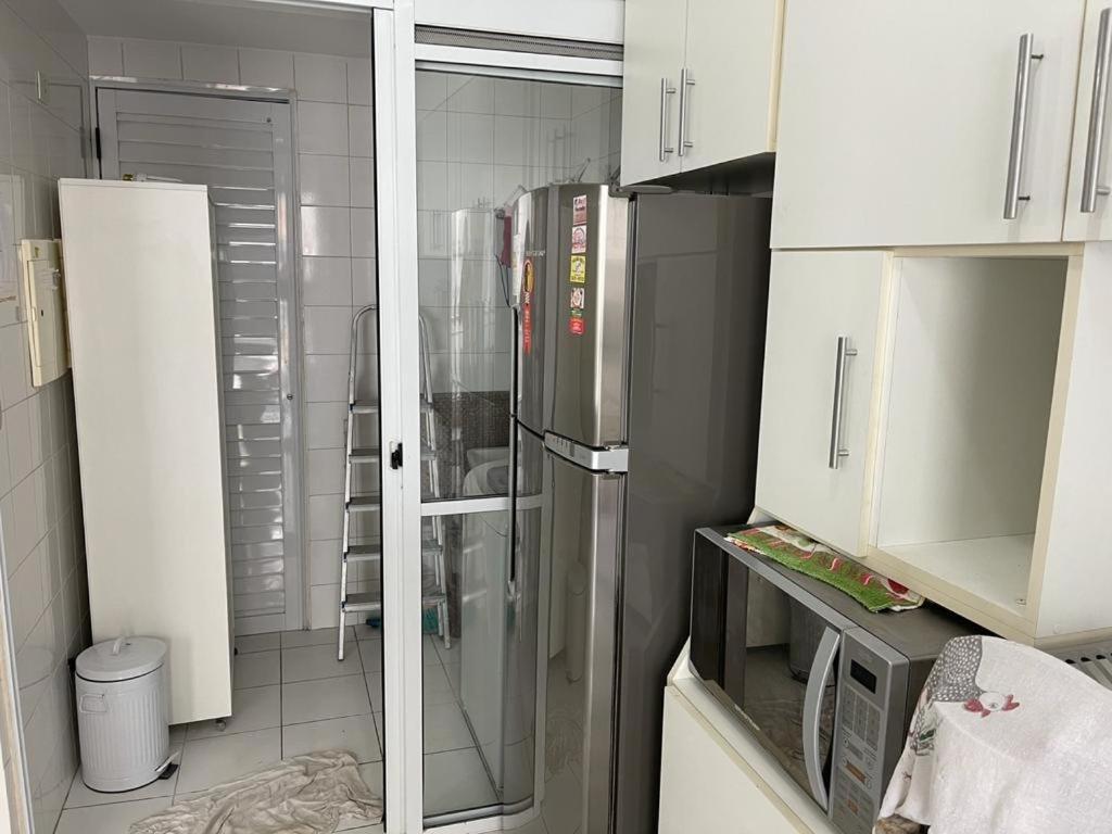 גוארויה Lindo Apartamento A 50 Metros Da Praia מראה חיצוני תמונה