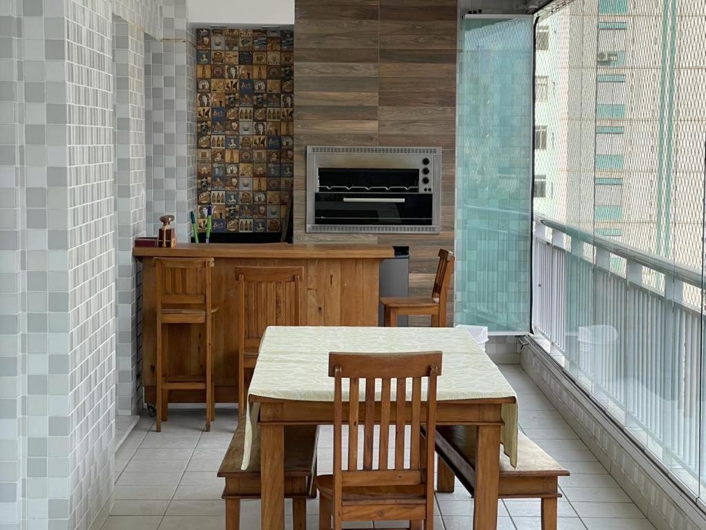 גוארויה Lindo Apartamento A 50 Metros Da Praia מראה חיצוני תמונה