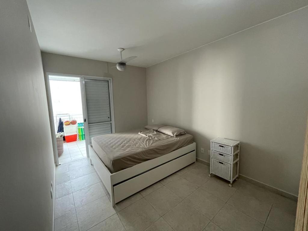 גוארויה Lindo Apartamento A 50 Metros Da Praia מראה חיצוני תמונה
